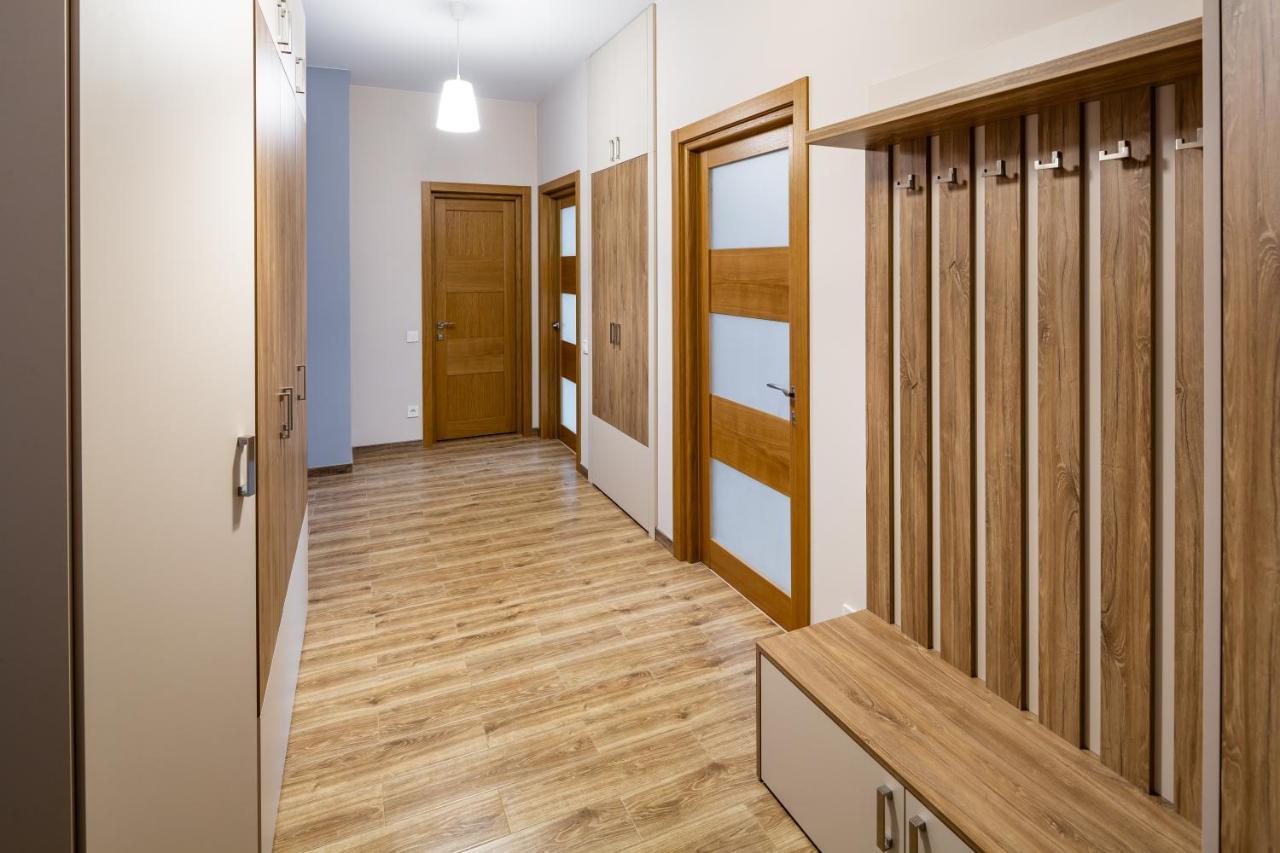 Romari Гнатюка 3 Lägenhet Lviv Exteriör bild