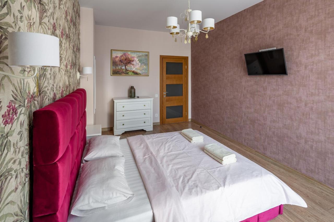 Romari Гнатюка 3 Lägenhet Lviv Exteriör bild